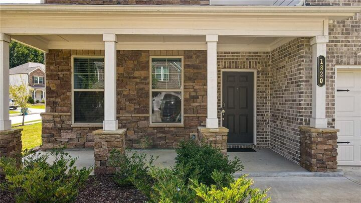 Property Photo: 1820 Wellston Drive GA 30043