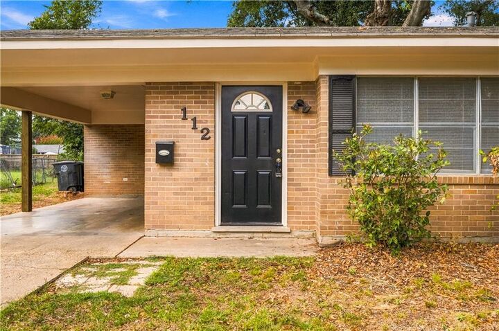 Property Photo:  112 Royal Street  LA 71457 