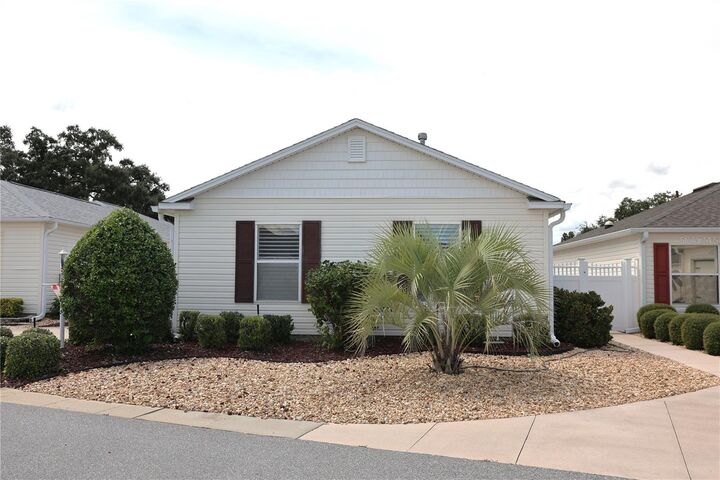 Property Photo:  17760 SE 84th Peyton Court  FL 32162 
