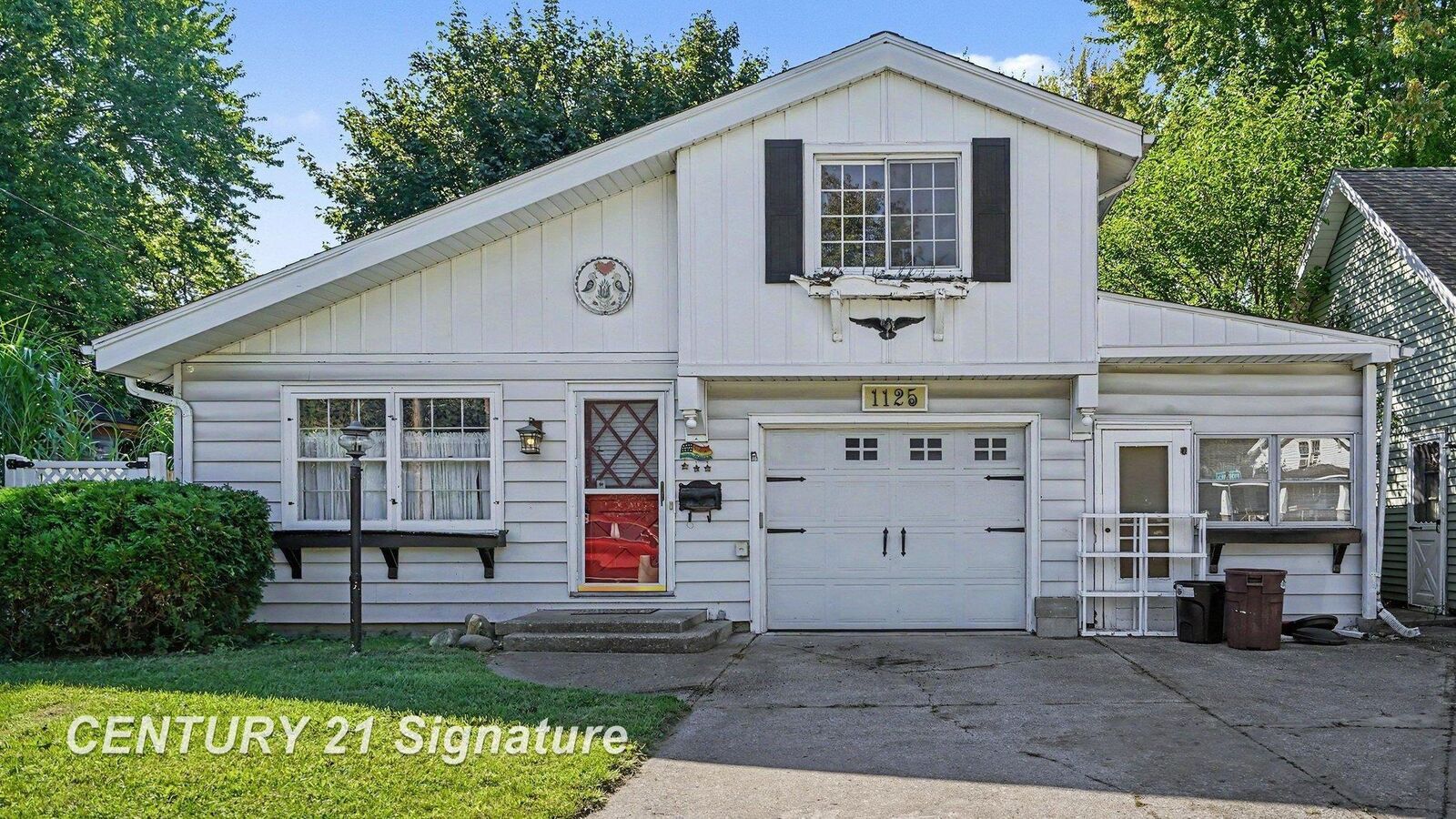 Property Photo:  1125 Wright Street  MI 48602 