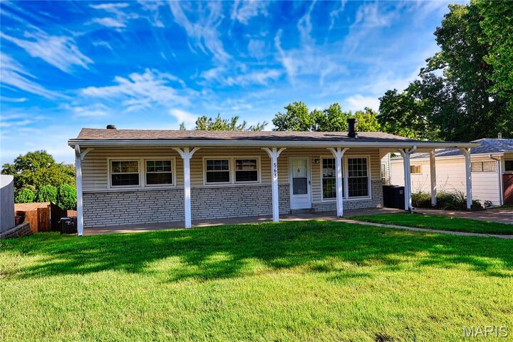 Property Photo:  563 Apex Drive  MO 63126 
