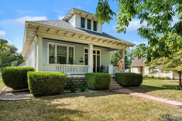 Property Photo:  505 N Lincoln Avenue  IL 62269 