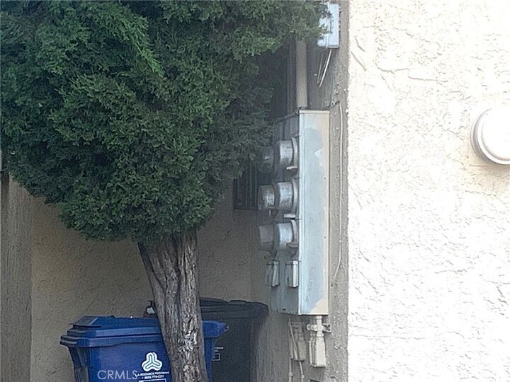 Property Photo:  1835 W 12th  CA 90006 