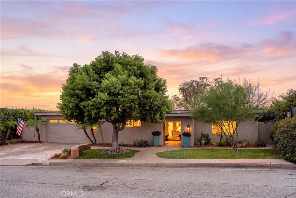 Property Photo:  2621 N Mountain  CA 91711 