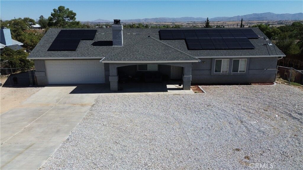 Property Photo:  18618 Vine  CA 92345 