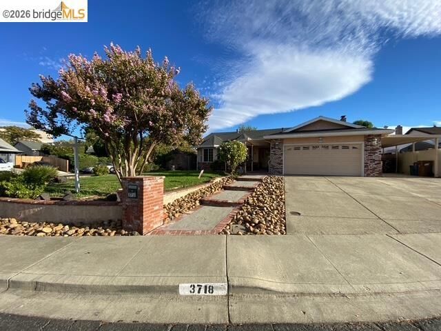 Property Photo:  3718 Cascade Ct  CA 94509 