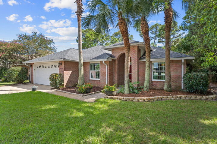 Property Photo:  7139 Blue Jack Drive  FL 32566 