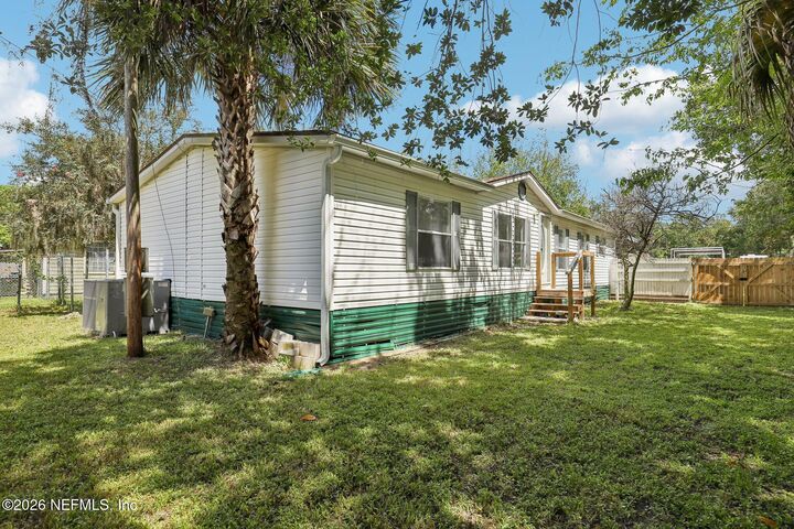 Property Photo:  3602 Bowden Circle W  FL 32216 