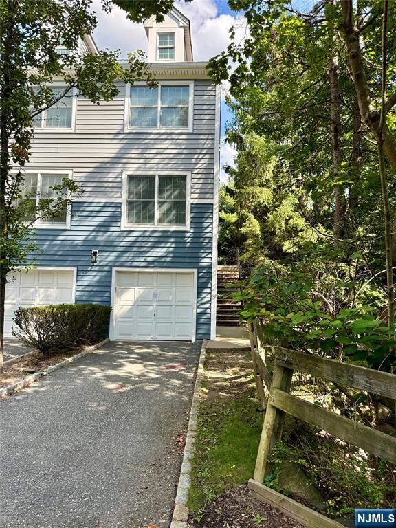 Property Photo: 629 Fairfax Drive NJ 07446