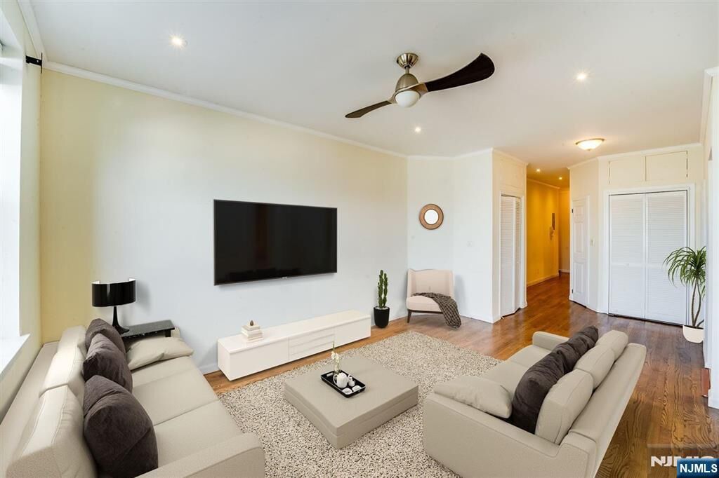 Property Photo:  883 Jfk Blvd E 3F  NJ 07086 