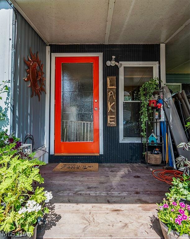 Property Photo:  215 Lake Shore Terrace  OH 44483 