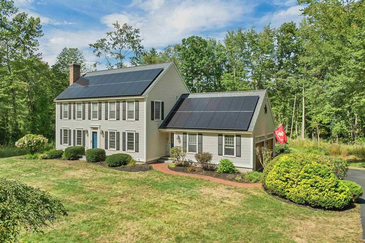 Property Photo:  27 Oakmont Drive  NH 03301 
