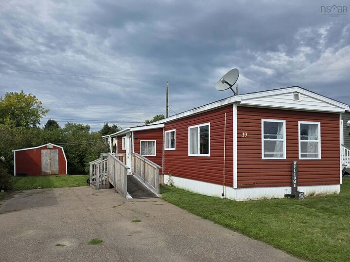 Property Photo:  39 Andys Avenue  NS B2N 2W9 