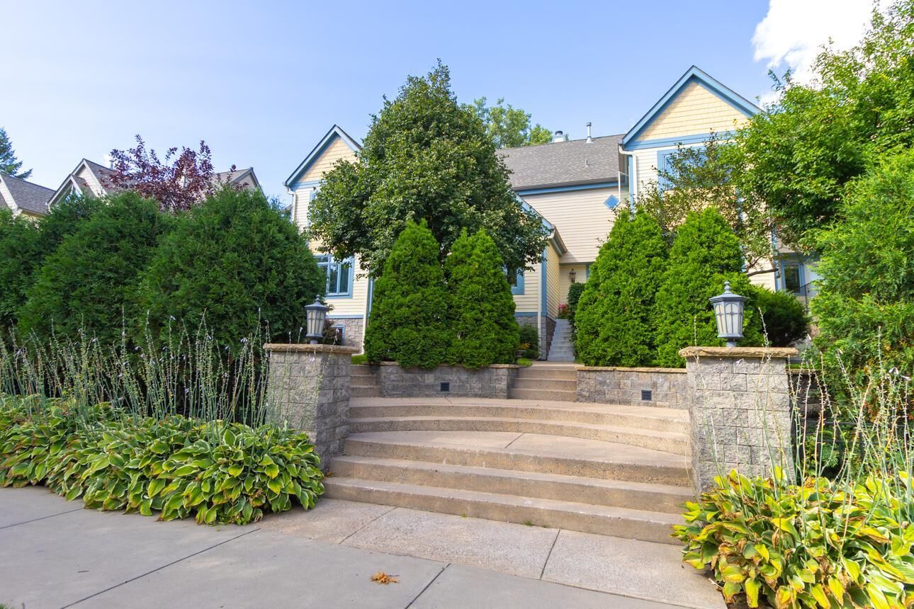 Property Photo: 719 Summit Avenue MN 55105