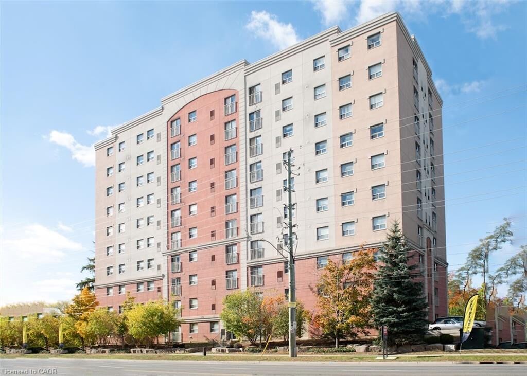 Property Photo:  274 Erb Street W 1004  ON N2L 1W2 