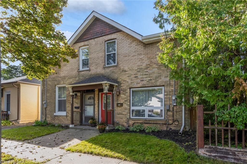 Property Photo:  175 Wellington Street  ON N3S 3Z1 
