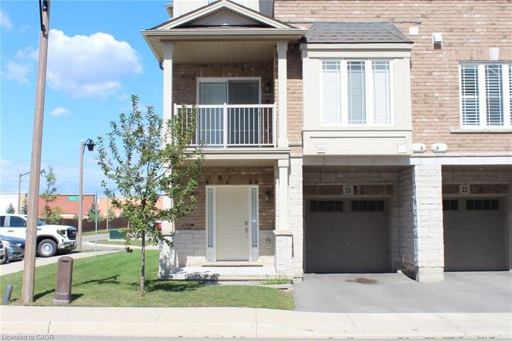 Property Photo:  24 Aquarius Crescent  ON L0R 1P0 