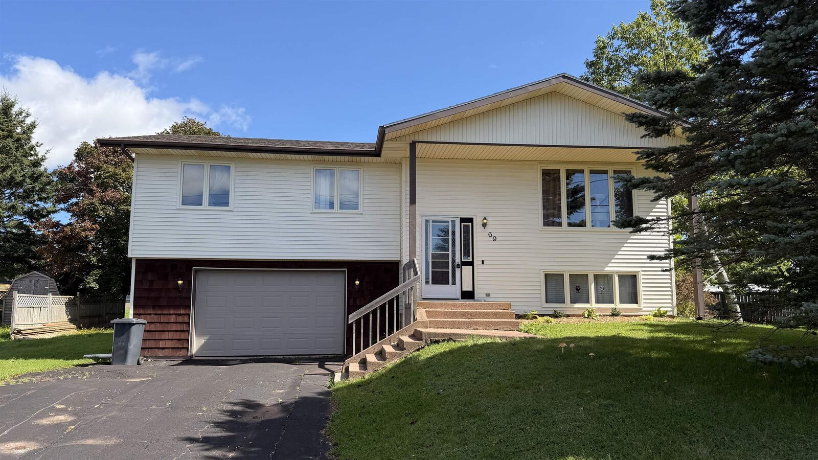 Property Photo:  69 Gamble Avenue  PE C1N 5V8 
