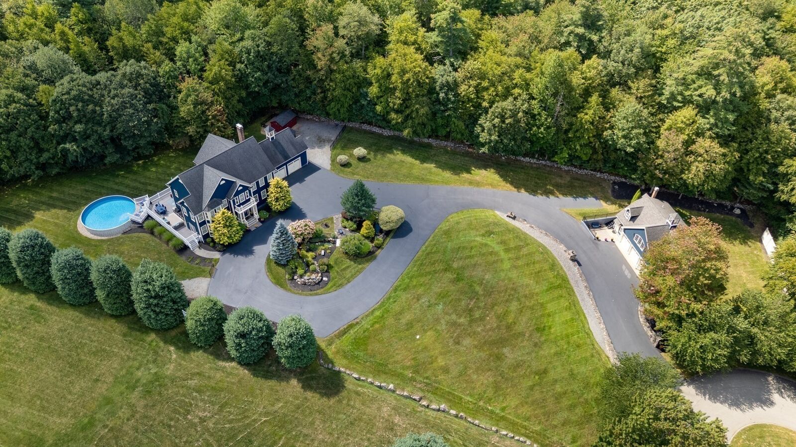 Property Photo: 110 Old Farm Rd MA 01462