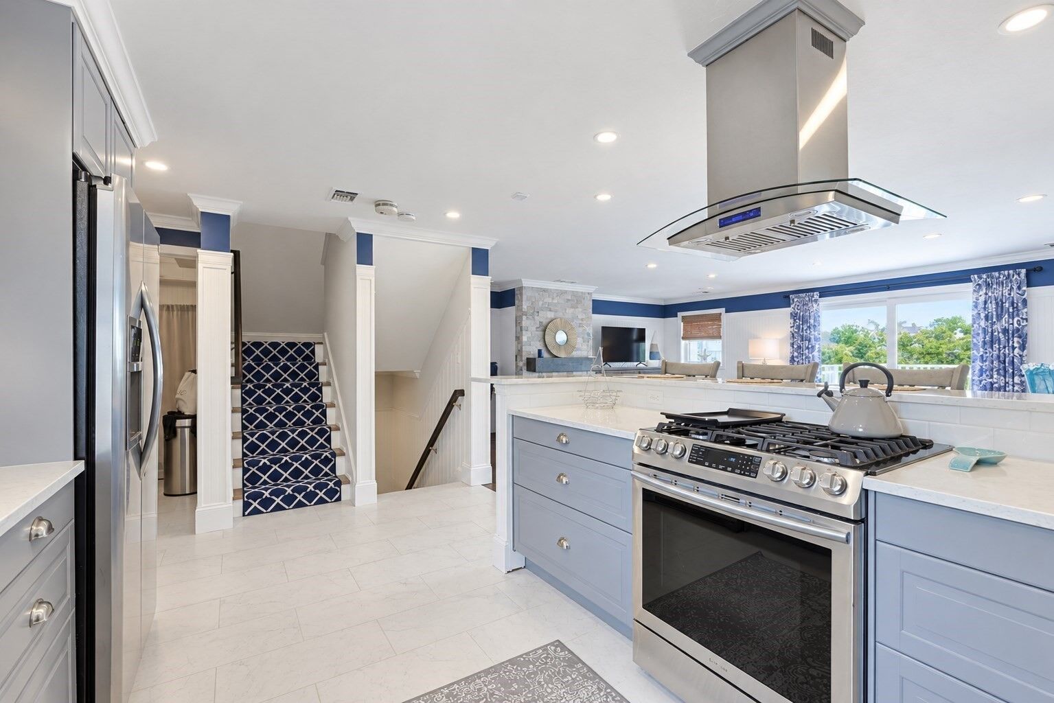 Property Photo:  554 White Cliff Dr. Golfview  MA 02360 