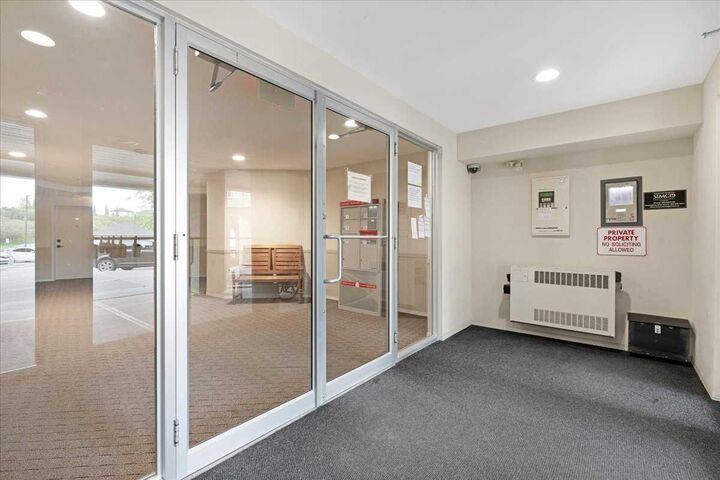 Property Photo:  3000 Citadel Meadow Point NW 213  AB T3G 5N5 
