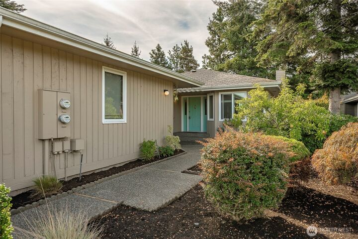 Property Photo: 4143 Village Drive B WA 98226