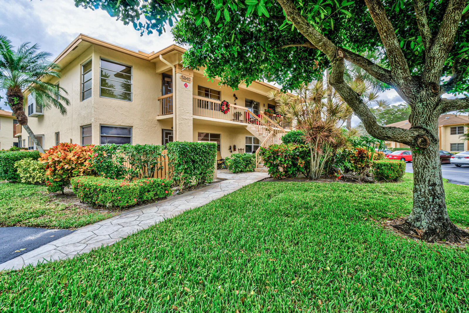 Property Photo: 5840 Sugar Palm Court A FL 33484
