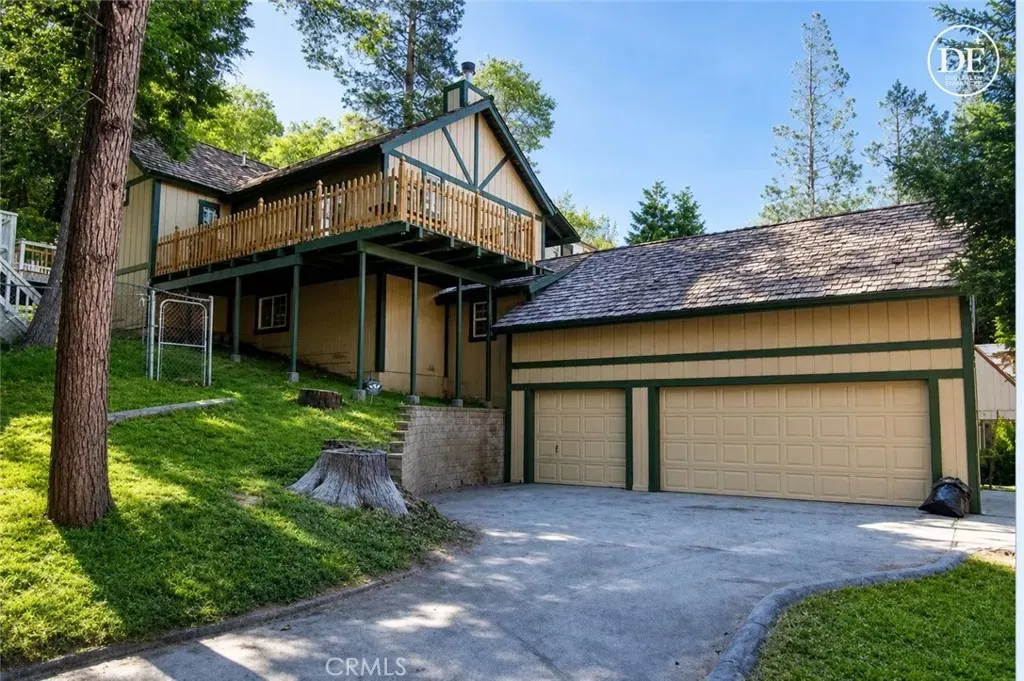 Property Photo:  251 Oak  CA 92352 