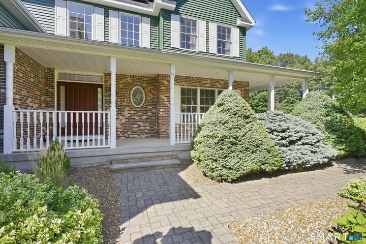 Property Photo:  10 Overlook Pass  CT 06029 