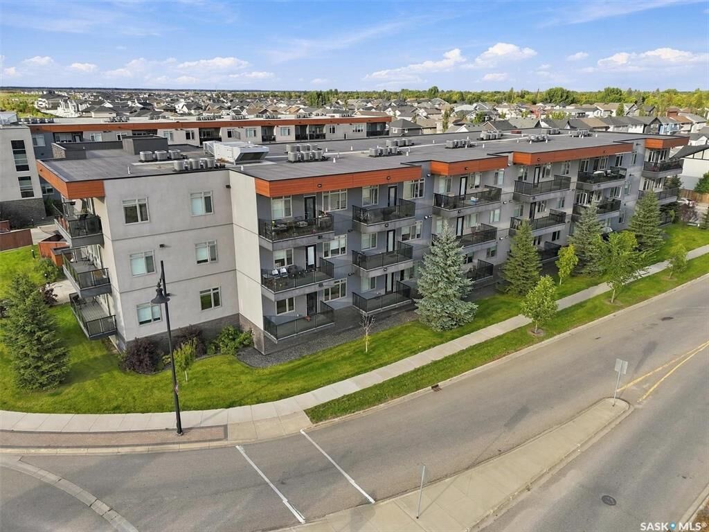 Property Photo:  770 Childers Crescent 205  SK S7L 6W1 