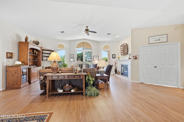 Property Photo:  286 E Paseo De Golf  AZ 85614 