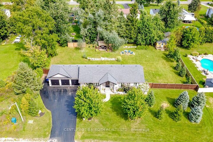 Property Photo:  5 Keyzer Drive  ON L3V 8N7 