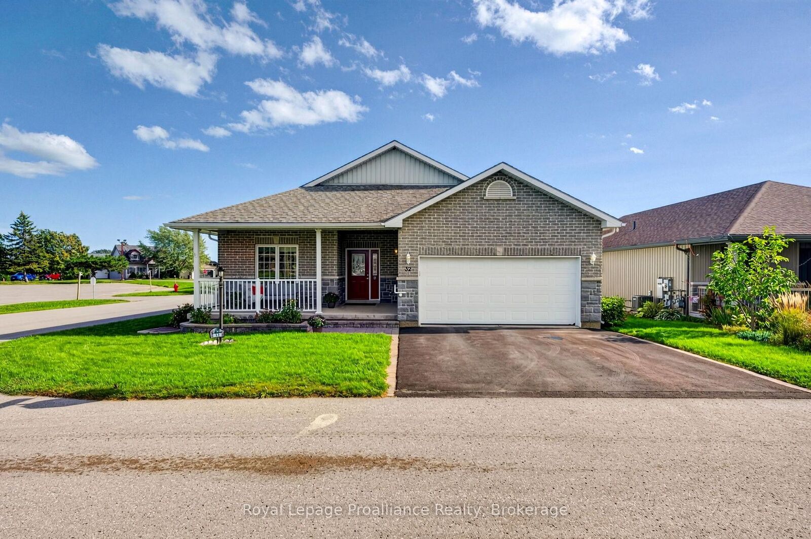 Property Photo:  32 Merrill Drive  ON K0K 3L0 