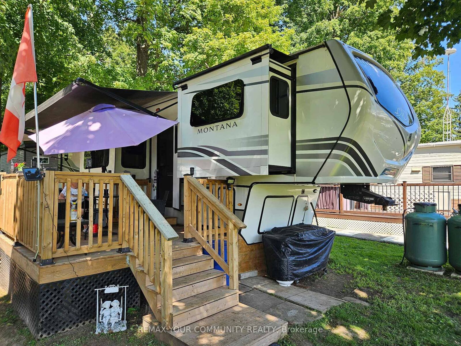 Property Photo:  285 Crydermans Side Road 38  ON L0E 1A0 