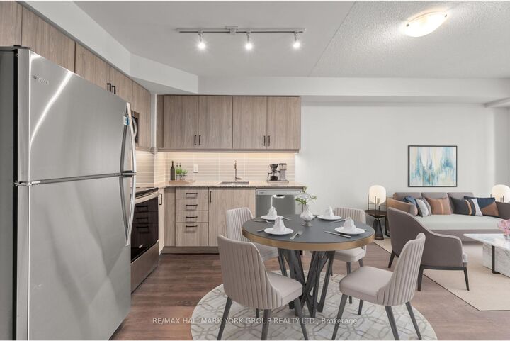 Property Photo:  20 Meadowglen Place 903  ON M1H 2Y5 