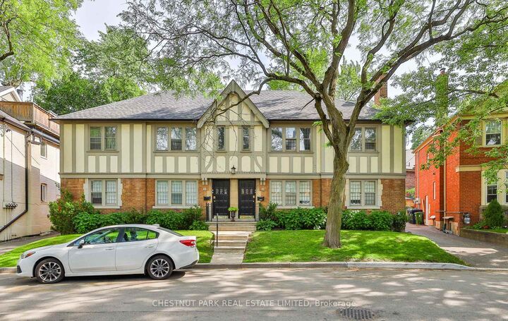 Property Photo:  11 Oriole Crescent Upper  ON M5P 1L6 