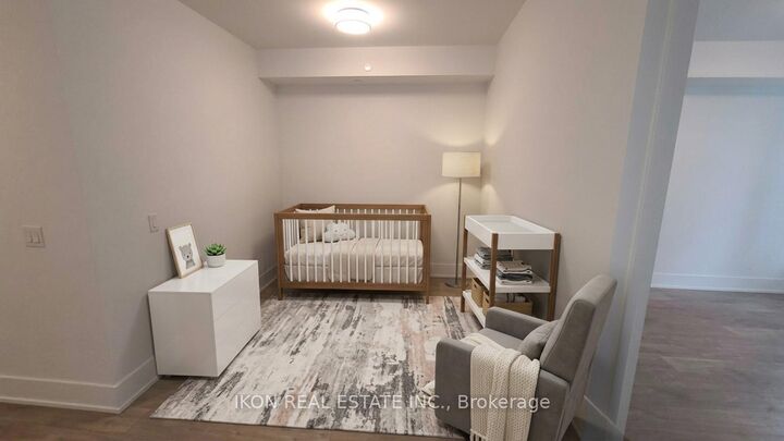 Property Photo:  480 Front St Street 809  ON M5V 0V6 