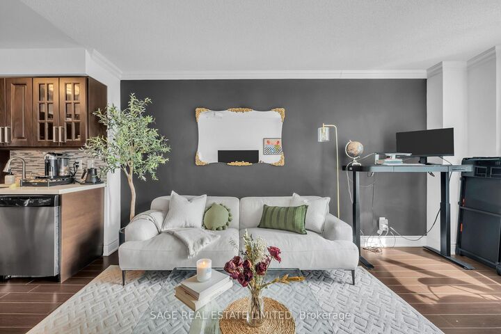 Property Photo:  50 Lynn Williams Street 414  ON M6K 3R9 