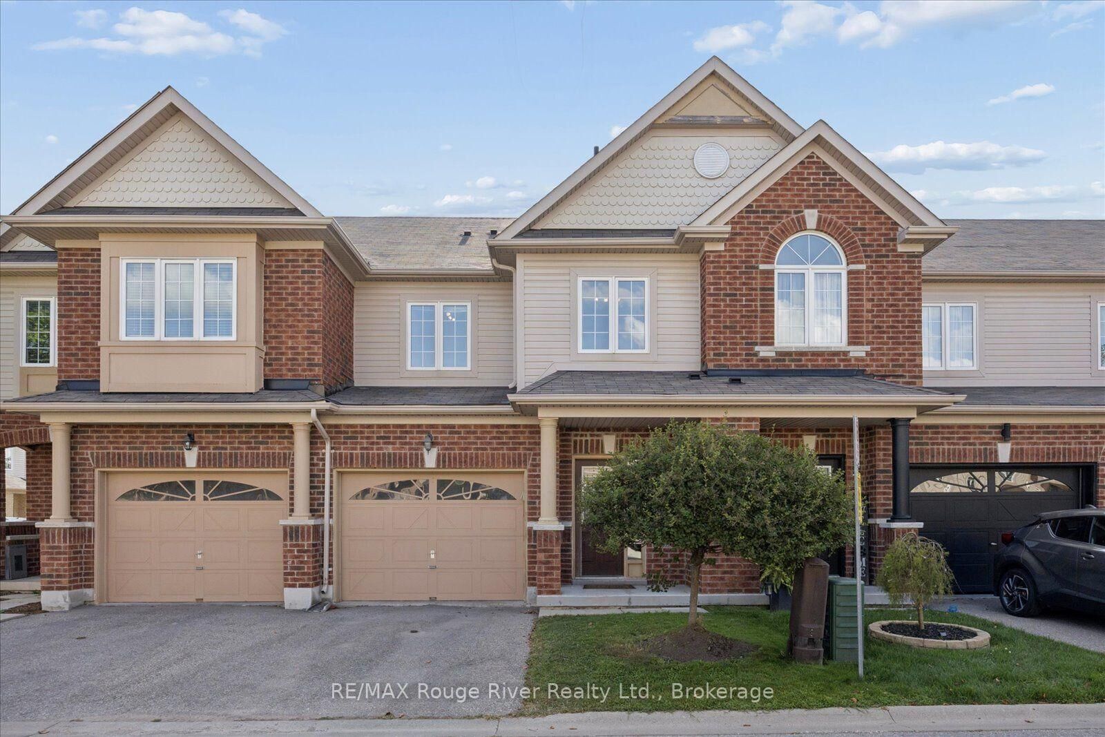 Property Photo:  85 Lander Crescent  ON L1C 0L4 
