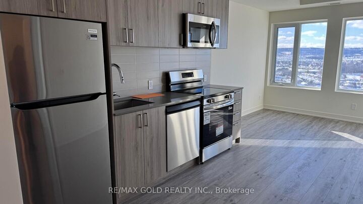 Property Photo:  8020 Derry Road 2010  ON L9T 3L3 