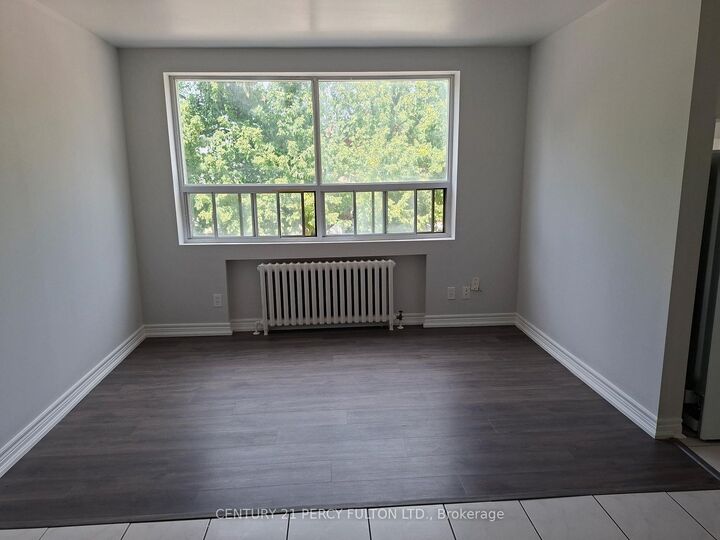 Property Photo:  2275 Weston Road 206  ON M9N 1Y3 