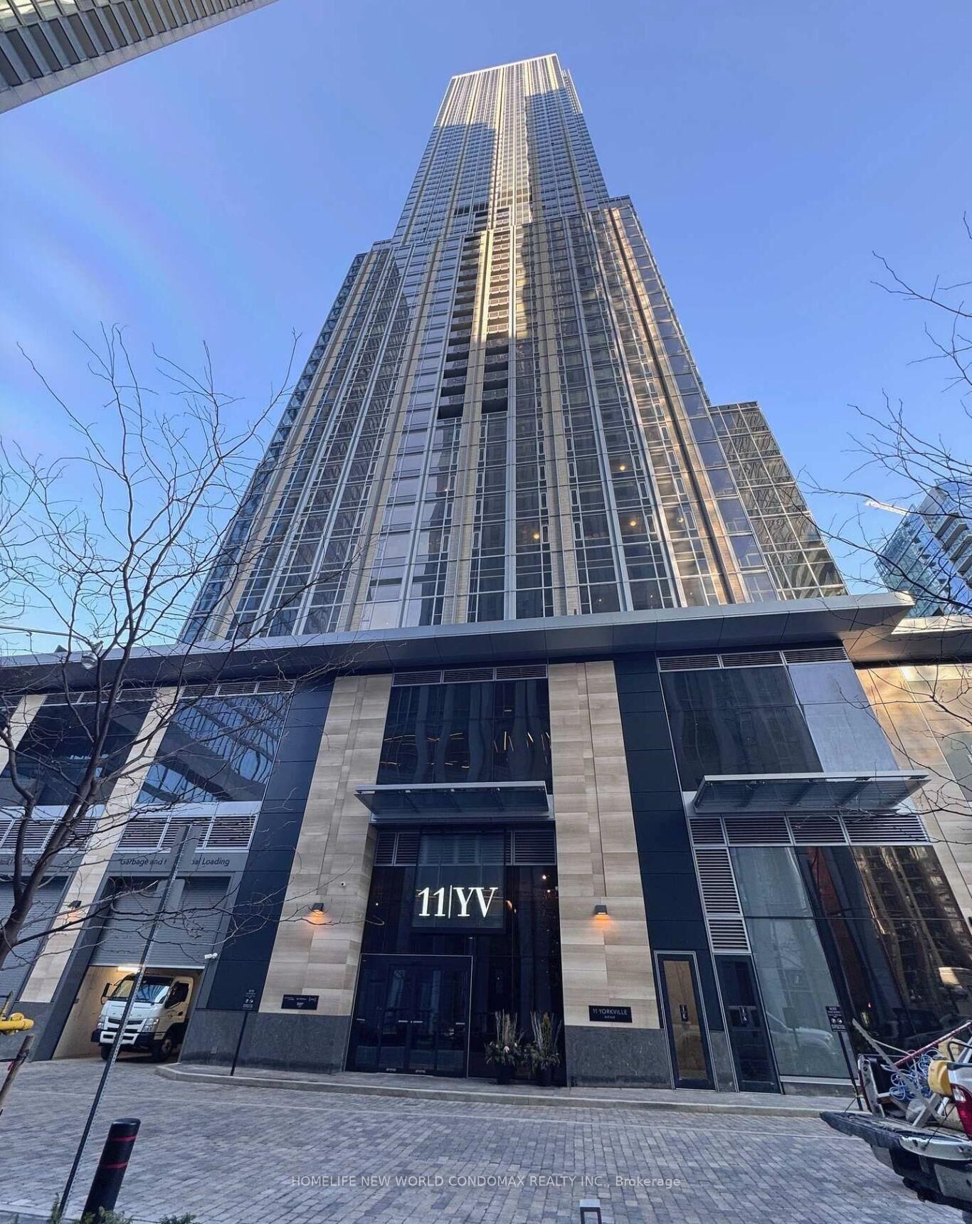 Property Photo:  11 Yorkville Avenue 2903  ON M4W 1L2 