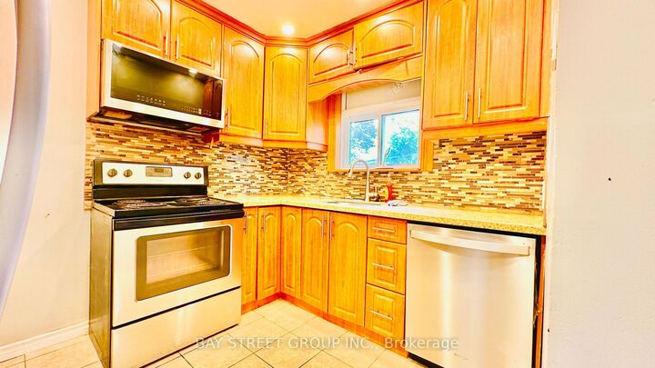 Property Photo:  57 Medway Crescent  ON M1P 3T7 