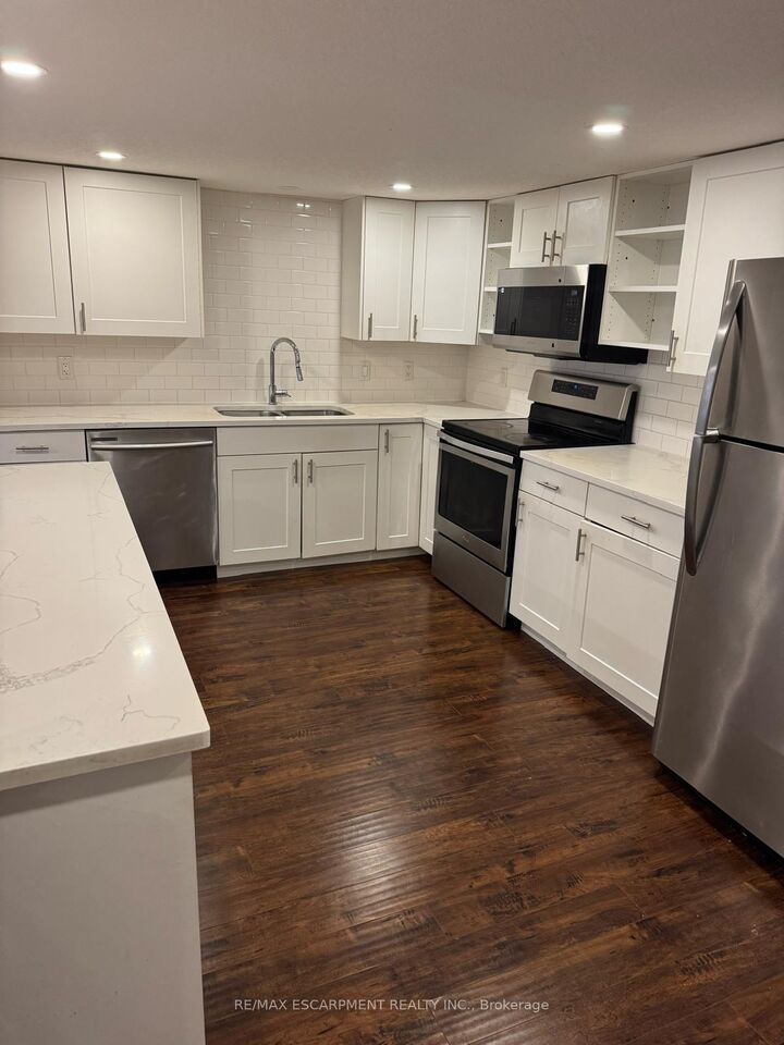 Property Photo:  56 Siebert Avenue 2  ON N2C 2A7 