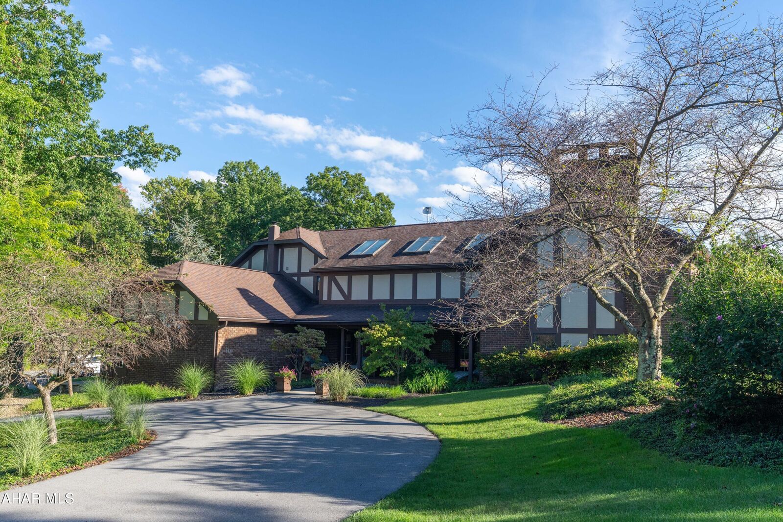 Property Photo: 1554 W 7th Street PA 16686