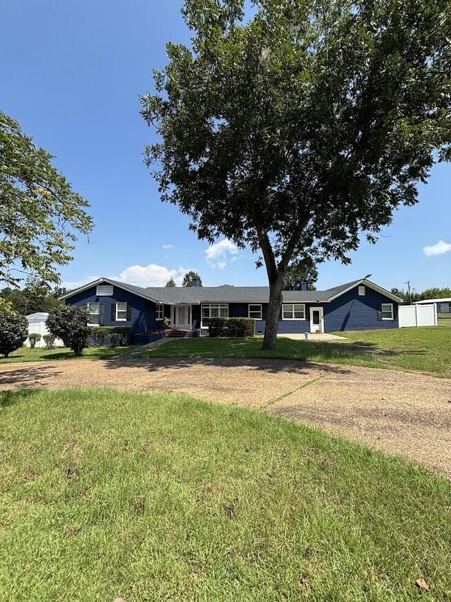 Property Photo:  113 N Rosewood Drive  GA 31705 