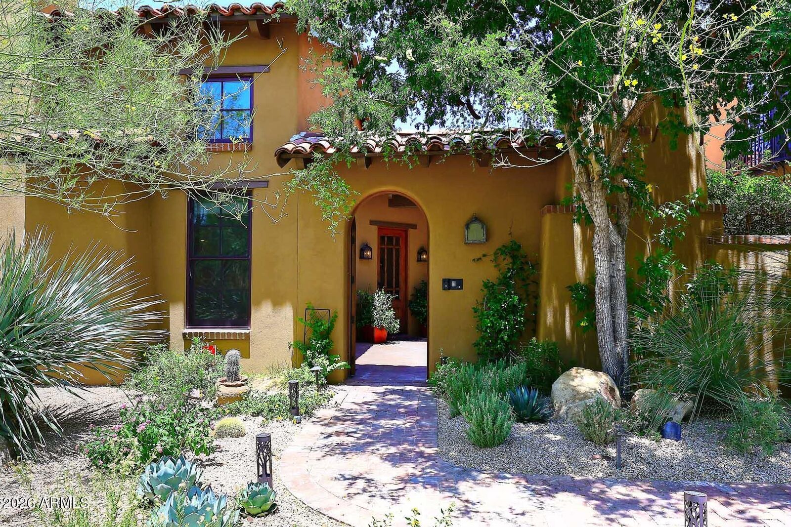 Property Photo: 38638 N 104th Street AZ 85262