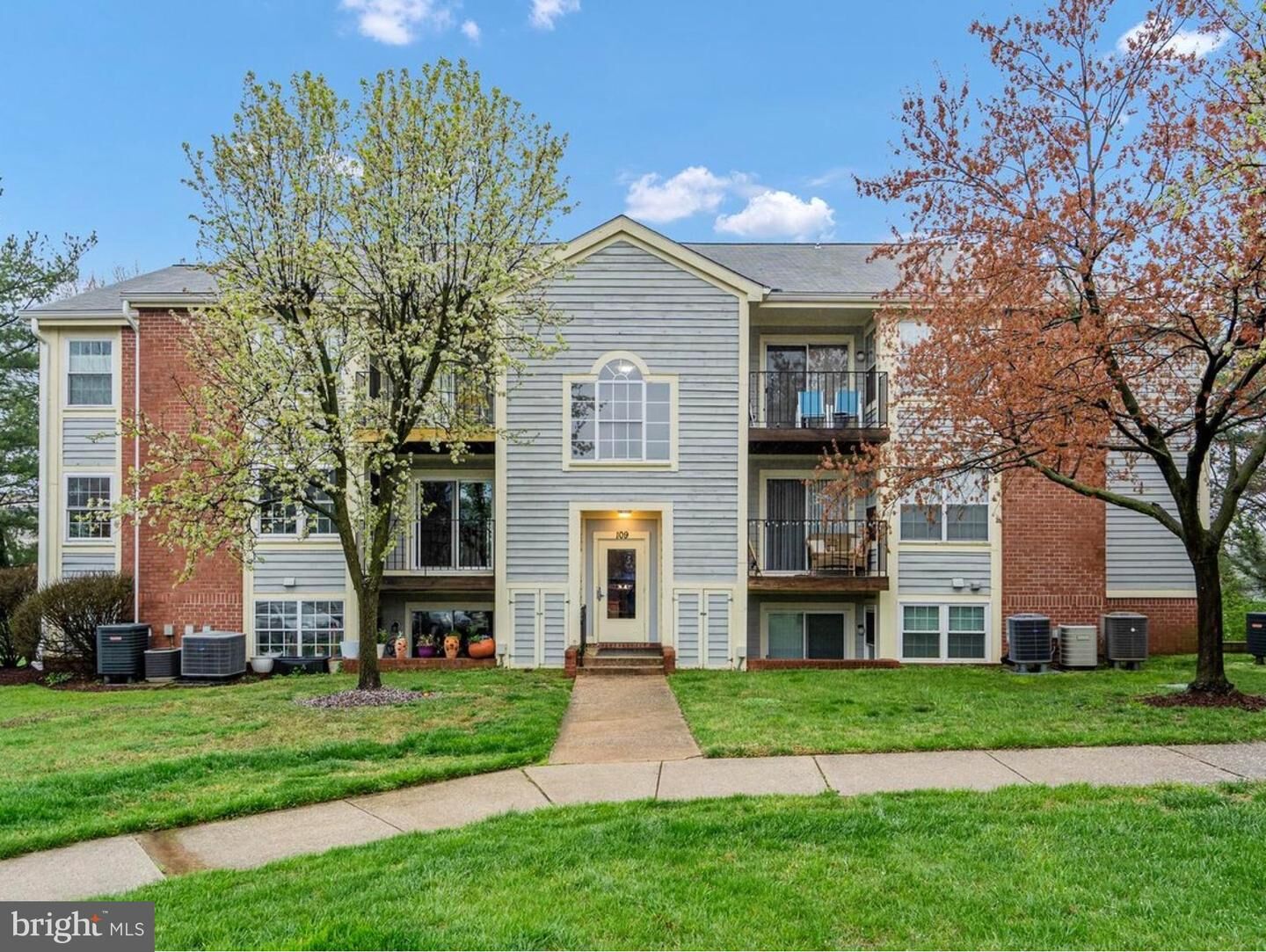 Property Photo:  109 Water Fountain Way 203  MD 21060 