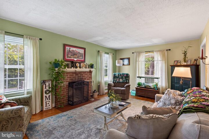 Property Photo: 144 Apple Valley Road VA 22602