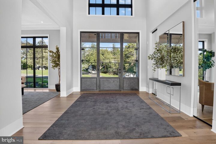 Property Photo:  1306 Ballantrae Court  VA 22101 